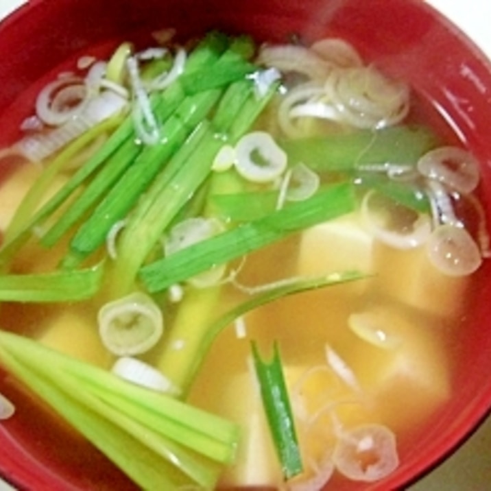 豆腐とニラの韓国風スープ